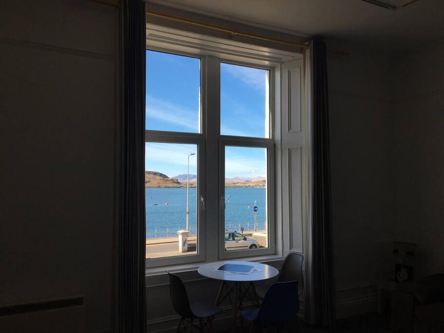 Westbay Seafront Apartment Оубън Екстериор снимка